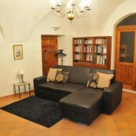 Charming House With Garden And Beautiful Views Pigna