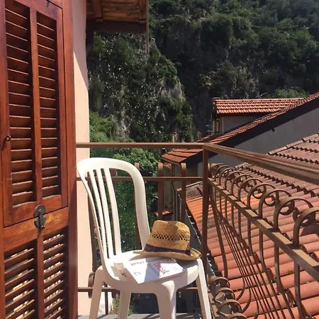 Hébergement de vacances Charming House With Garden And Beautiful Views *