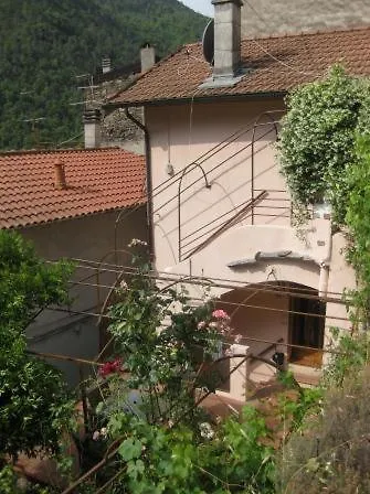 Charming House With Garden And Beautiful Views