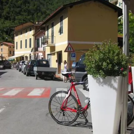 Charming House With Garden And Beautiful Views Pigna